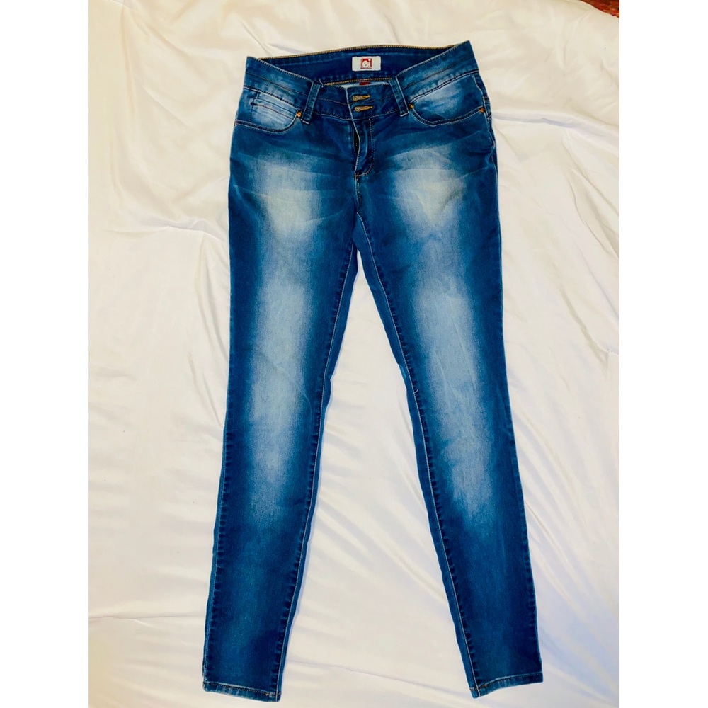 Lei medium wash skinny jeans